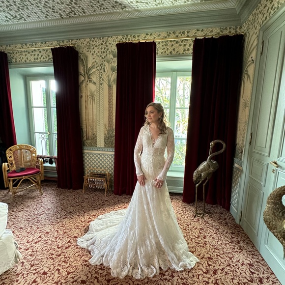 Galia Lahav Wedding Gown - Picture 3 of 3